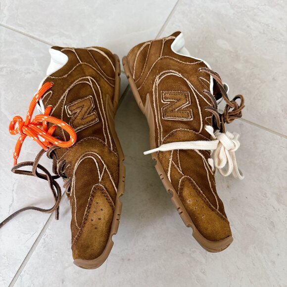 99% NEW MIUMIU AUTHENTIC SIZE 7 NEW BALANCE SNEAKER - Picture 8 of 10